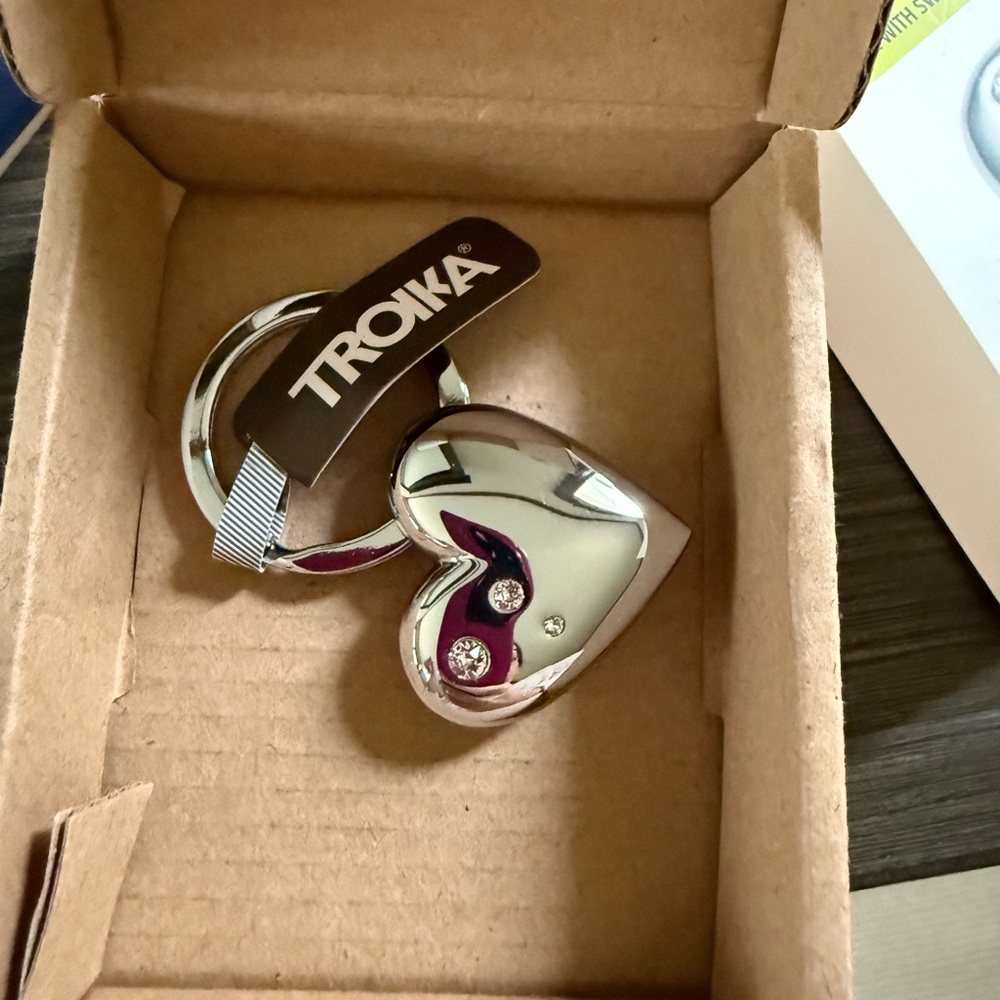 Silver Heart Keyring - Picture 13 of 14